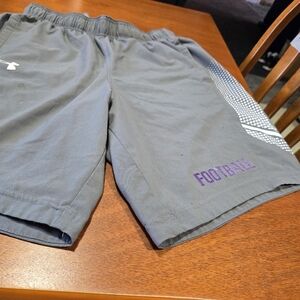 Under Armour Charcoal and Purple Men's Athletic Shorts size Med